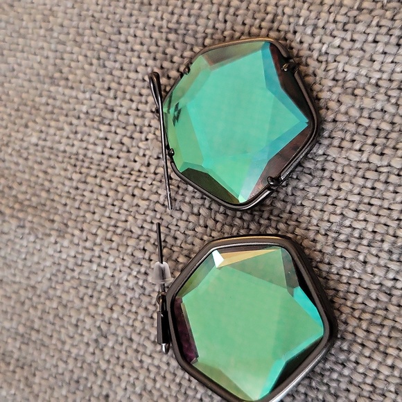 Kendra Scott Jewelry - Kendra Scott "Vanessa" Dichroic Glass Drop Earrings Set in Gunmetal